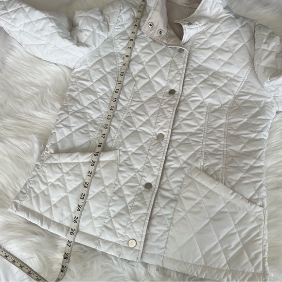 Weatherproof Quilted Reversible Water Resistant Puffer Jacket White and Beige L - Picture 16 of 16